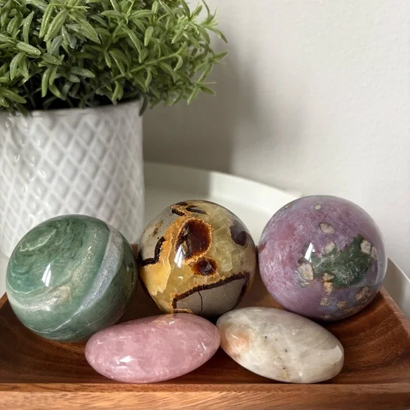 Moving Sale! 2 Ocean Jaspers, Septarian Nodules Sphere, Moon Stone, Rose Quartz - Picture 8 of 8